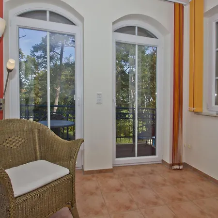 Appartement Strandnah, Gratis Nutzung Vom Ahoi Erlebnisbad Und Sauna In Sellin - Kurparkresidenz Fewo10 Baabe