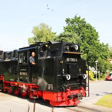 Strandnah, Gratis Nutzung Vom Ahoi Erlebnisbad Und Sauna In Sellin - Kurparkresidenz Fewo10